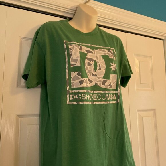 *♪ DC Shoe  T-Shirt Mens Size Medium *♪ - Picture 3 of 7